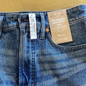 Madewell curvy perfect jean short